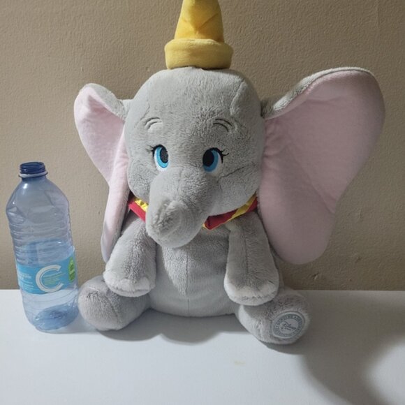 Disney Dumbo Plush - Picture 2 of 6
